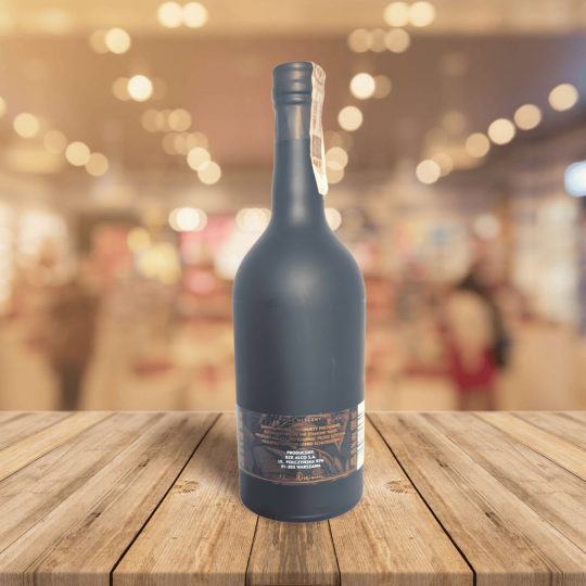 Bouteille de Adam Mickiewicz – Liqueur de Lait Café vu de dos