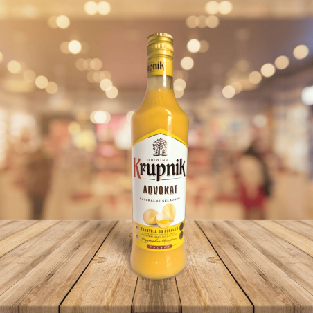 Bouteille de Krupnik Advocat 0,5 L – Liqueur crème aux œufs vu de face