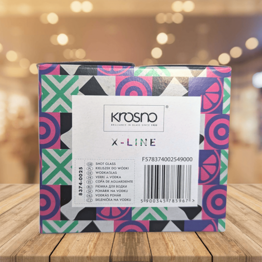 Photo boite verre à vodka vu du dessous